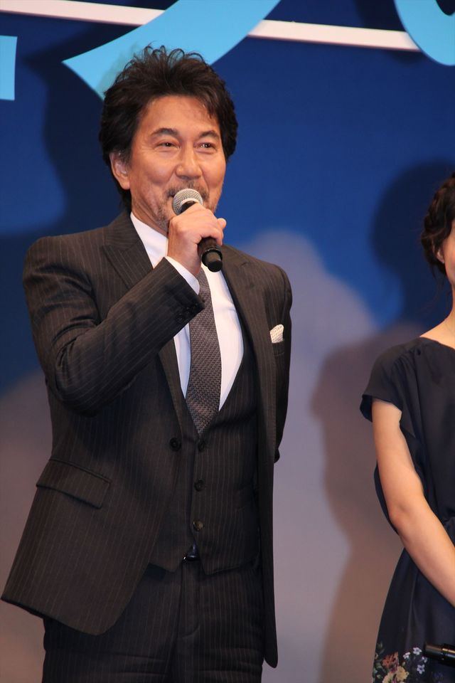 広瀬すずも思わず笑顔！役所、大泉、リリーが爆笑の掛け合い！『バケモノの子』舞台あいさつ写真ギャラリー（6枚目）