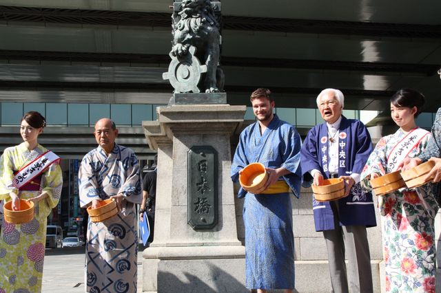 こんなイケメンに水をかけられたい！『トランスフォーマー』ジャック・レイナー打ち水体験フォトギャラリー（7枚目）