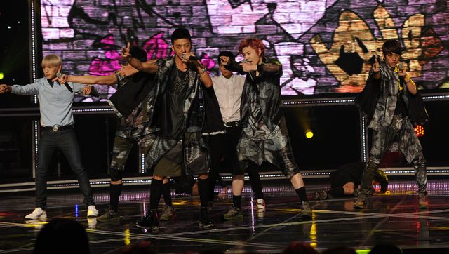 若手K-POPスターたちがステージを披露！「SHOW CHAMPION」フォトギャラリー（5枚目）