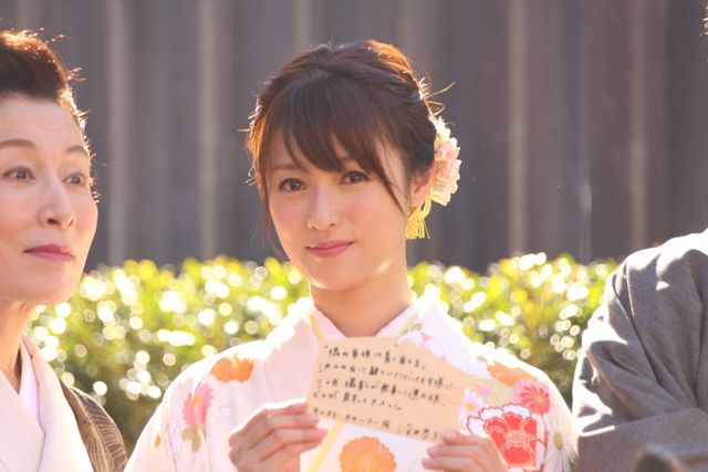 夫婦役の深キョン＆松山ケンイチ、着物で登場！（19枚目）