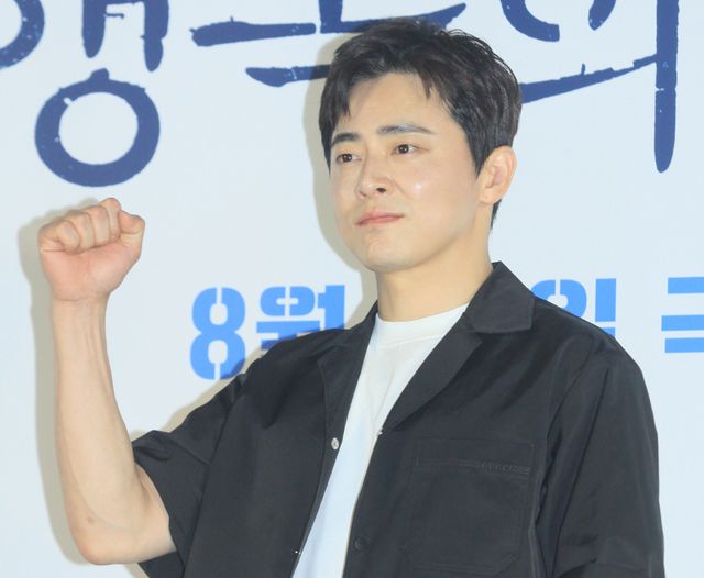 イ・ソンギュンさん遺作『幸福の国』制作報告会の様子（14枚目）