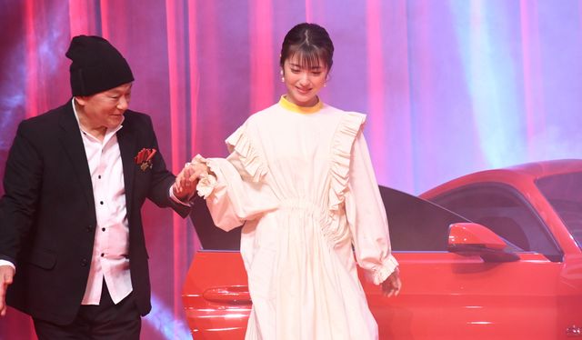 浜辺美波がもらい泣き…『名探偵コナン　緋色の弾丸』完成披露：フォトギャラリー