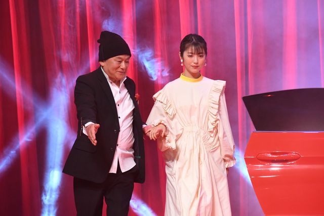 浜辺美波がもらい泣き…『名探偵コナン　緋色の弾丸』完成披露（3枚目）