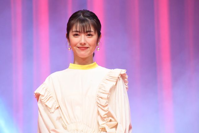 浜辺美波がもらい泣き…『名探偵コナン　緋色の弾丸』完成披露（6枚目）