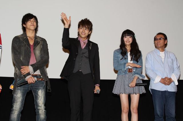 「仮面ライダー鎧武」＆「トッキュウジャー」キャストが集合！フォトギャラリー（3枚目）