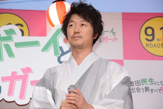 妻夫木聡＆水原希子、浴衣姿で登場！『民生ボーイと狂わせガール』完成披露舞台あいさつ（3枚目）