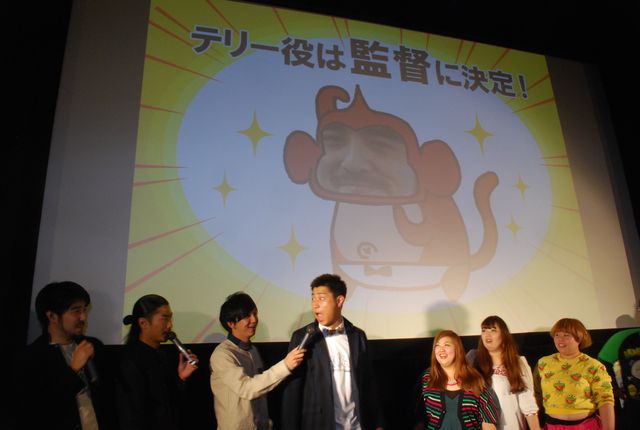 パンサー向井＆尾形＆菅が白ブリ姿に!!写真ギャラリー　声優デビューした『えいが パンパカパンツ バナナン王国の秘宝』会見の様子（5枚目）