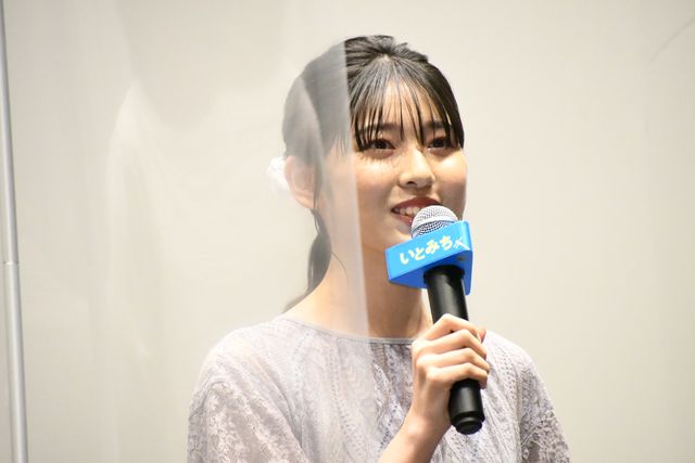 豊川悦司、駒井蓮の津軽三味線演奏を絶賛！『いとみち』公開記念舞台あいさつ（26枚目）