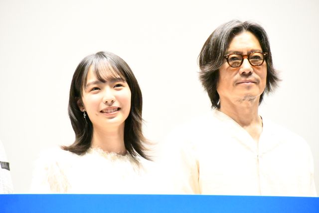 豊川悦司、駒井蓮の津軽三味線演奏を絶賛！『いとみち』公開記念舞台あいさつ（36枚目）