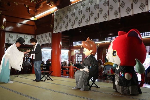 「妖怪ウォッチ」の人気キャラ21体が初詣！『映画　妖怪ウォッチ　エンマ大王と5つの物語だニャン！』イベントギャラリー（4枚目）