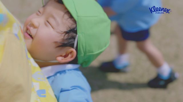 ガッキー、幼稚園の先生姿にキュン！（2枚目）
