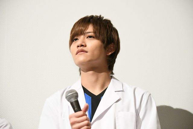 浅川梨奈＆西銘駿ら注目の若手キャストが集合！『劇場版　リケ恋～理系が恋に落ちたので証明してみた。～』公開記念舞台あいさつ（12枚目）