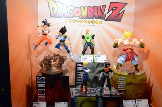 河北麻友子のセーラームーンコスプレ全身写真＆魂ネイション2014のフィギュアがずらり!!フォトギャラリー（33枚目）