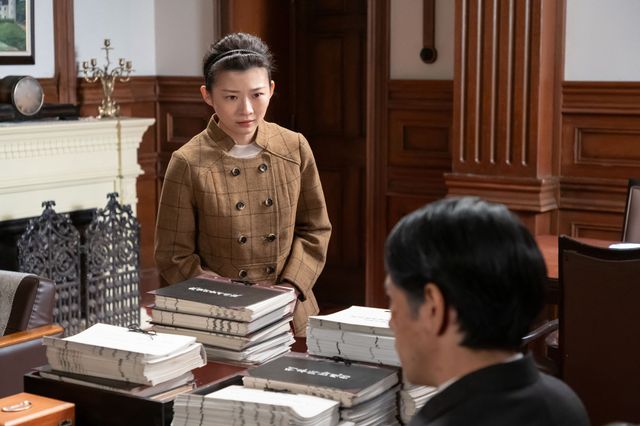 イマジナリー？何かをにらむ桂場（松山ケンイチ）…「虎に翼」第25週「女の知恵は後へまわる？」第122回（2枚目）