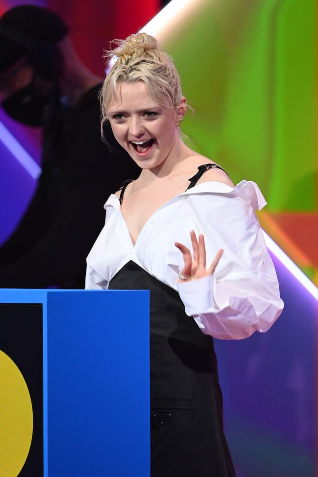 「ゲーム・オブ・スローンズ」メイジー・ウィリアムズのビフォーアフター（2枚目）