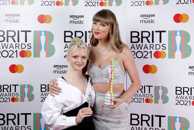 「ゲーム・オブ・スローンズ」メイジー・ウィリアムズのビフォーアフター（3枚目）