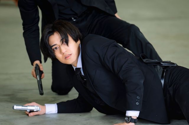 【ネタバレ】金曜ドラマ「DOPE　麻薬取締部特捜課」第3話場面写真（9枚目）