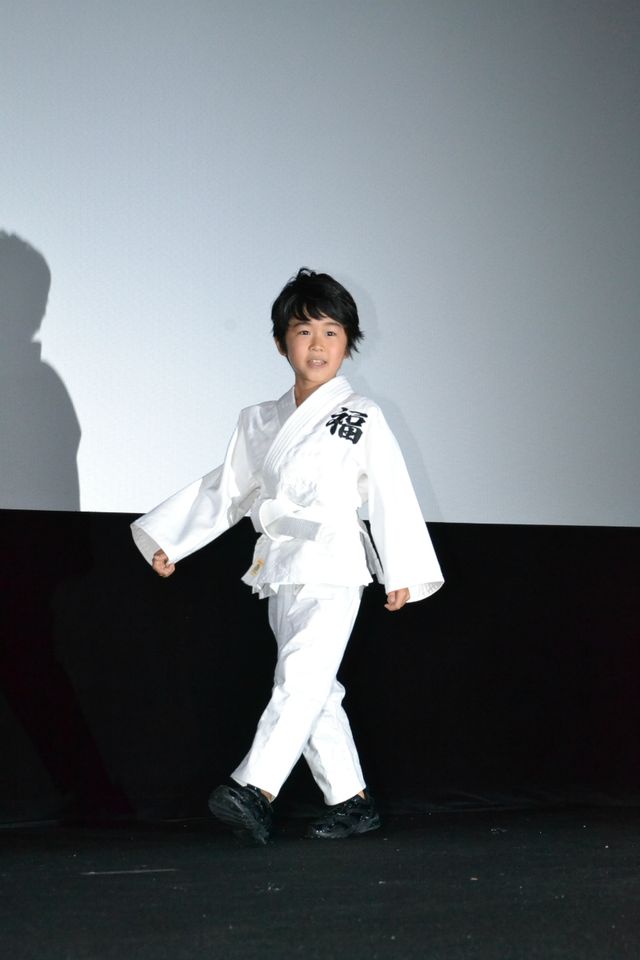 映画『マクダルのカンフーようちえん』初日舞台あいさつ（2枚目）