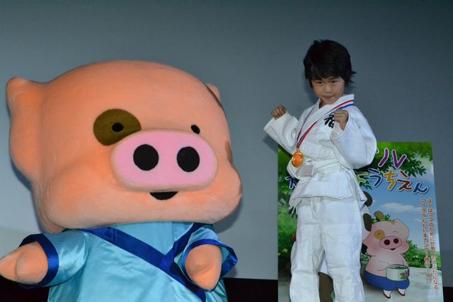 映画『マクダルのカンフーようちえん』初日舞台あいさつ（10枚目）