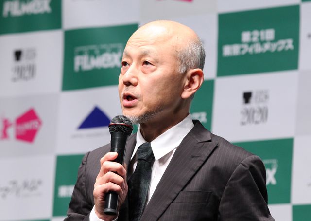 万田邦敏監督