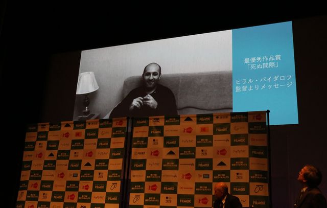 はリモートで参加したヒラル・バイダロフ監督