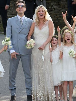ジェイミー・ヒンスとケイト・モスが結婚式！7月1日イギリス、コッツウォルズにて