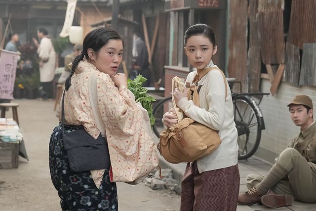 カタコトの英語で…「ブギウギ」第68回の場面写真（2枚目）