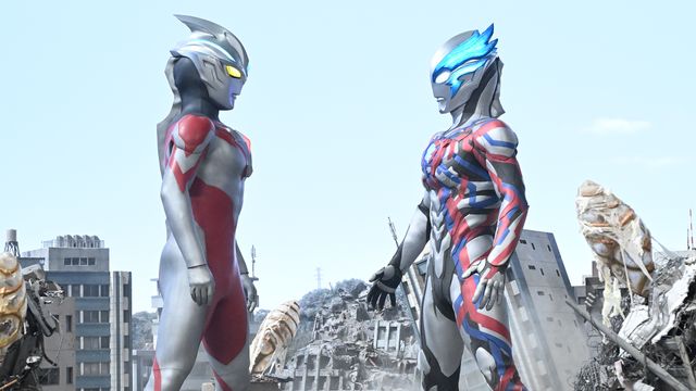 ウルトラマンブレーザー＆アーク、ついに共演！