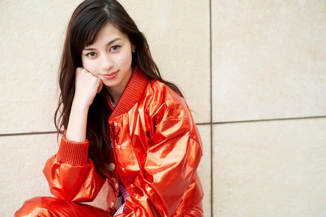 中条あやみの美しい横顔…！インタビューカット（2枚目）