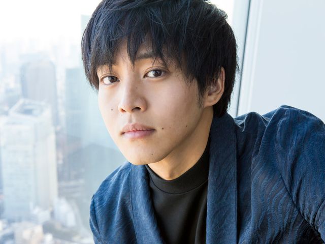 ホクロが妙に色っぽいドアップも【松坂桃李インタビューカット集】（7枚目）