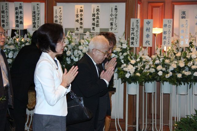 塩屋俊さん偲ぶ会の様子（6枚目）