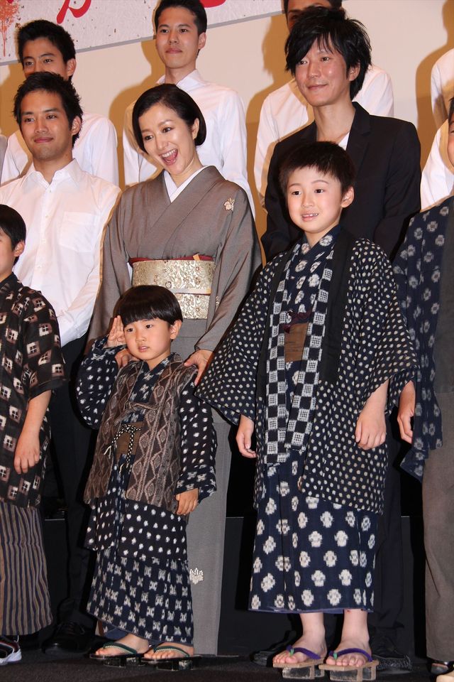 美しすぎるかっぽう着姿…鈴木京香フォトギャラリー（4枚目）