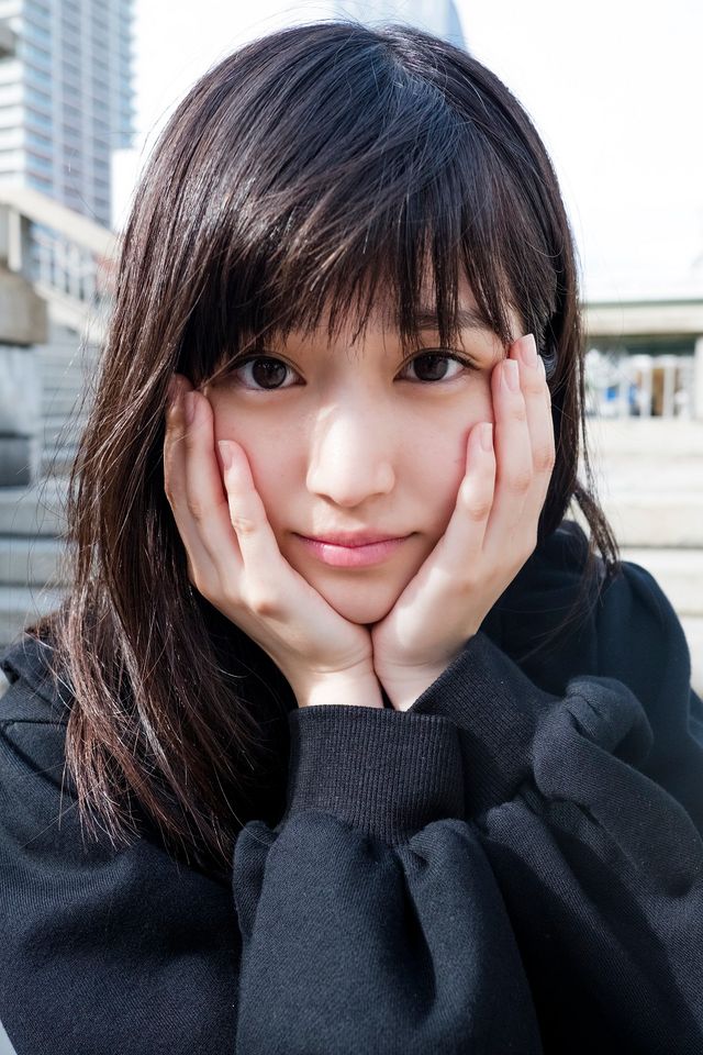 大人っぽい美少女…「東宝シンデレラ」グランプリ福本莉子写真集カット（2枚目）