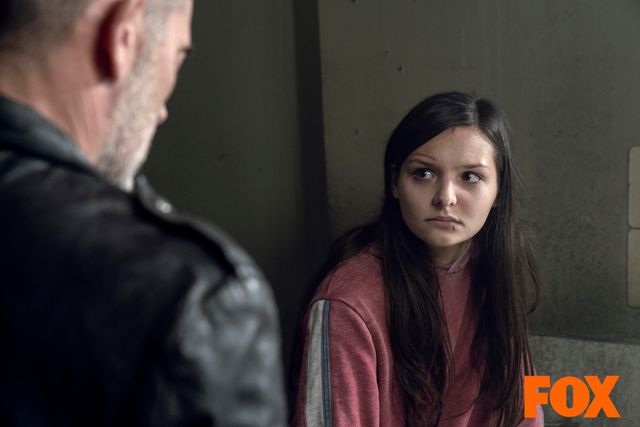 切ない表情のニーガン…「ウォーキング・デッド」シーズン10第15話（4枚目）