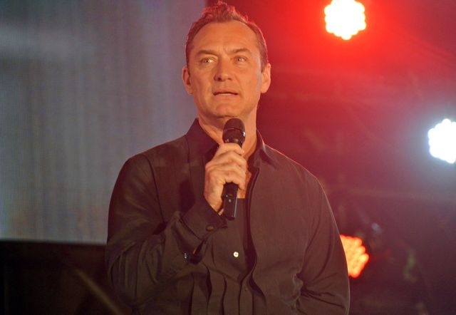 『スター・ウォーズ』ジュード・ロウ＆ジョン・ボイエガ＆ダニエル・ローガンが仲良く自撮り！（10枚目）