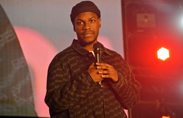 『スター・ウォーズ』ジュード・ロウ＆ジョン・ボイエガ＆ダニエル・ローガンが仲良く自撮り！（15枚目）