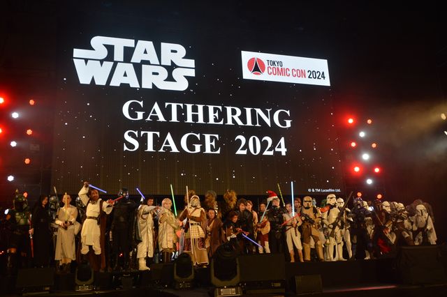 『スター・ウォーズ』ジュード・ロウ＆ジョン・ボイエガ＆ダニエル・ローガンが仲良く自撮り！（25枚目）