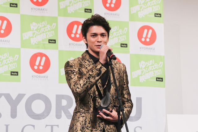 眞栄田郷敦、南沙良、バカリズムがニューウェーブアワード受賞！「ゆうばり国際ファンタスティック映画祭2021」オープニングセレモニー（20枚目）