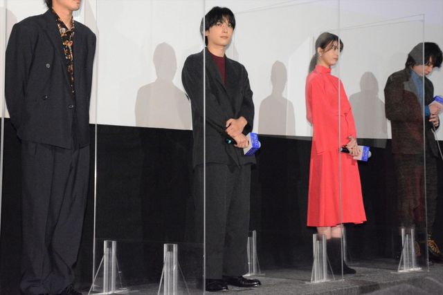 クリスマスに吉沢亮、若葉竜也ら『AWAKE』公開初日舞台あいさつ（3枚目）