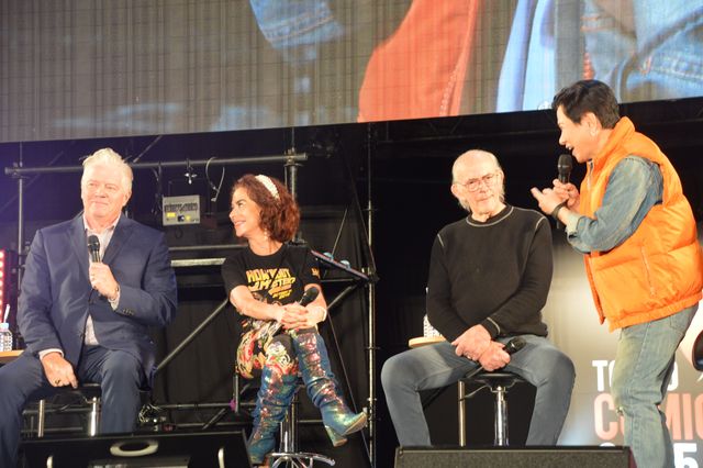 『BTTF』キャスト、日本で再集結！公開40周年限定上映記念「東京コミコン2025」セレブステージ（14枚目）