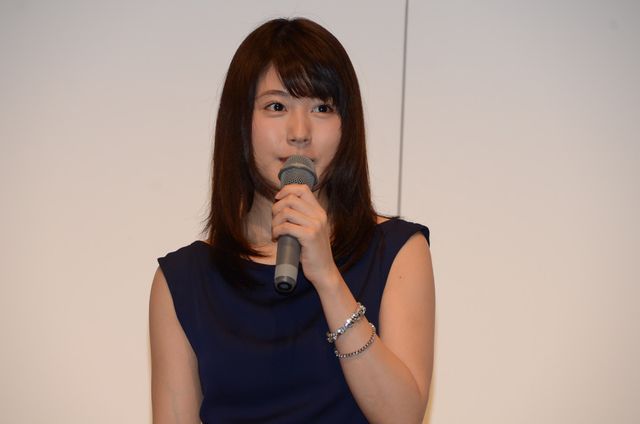 有村架純、2016年の抱負の一文字は「放」！「亀田の柿の種」発売50周年記念イベントギャラリー（8枚目）