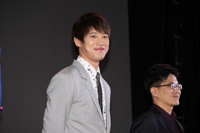 超新星のソンモとジヒョク、胸キュントークでファン沸かす　画像ギャラリー（20枚目）