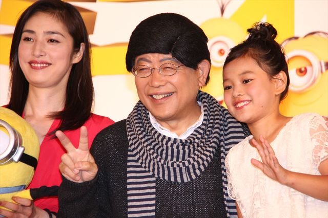 笑福亭鶴瓶のカツラ姿に天海祐希も思わず爆笑！『ミニオンズ』吹き替え版完成報告会見フォトギャラリー（9枚目）