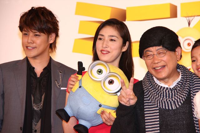笑福亭鶴瓶のカツラ姿に天海祐希も思わず爆笑！『ミニオンズ』吹き替え版完成報告会見フォトギャラリー（10枚目）