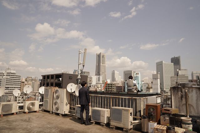 町田啓太、上半身びっしりタトゥー公開　Netflix「九条の大罪」メイキングカット集（10枚目）