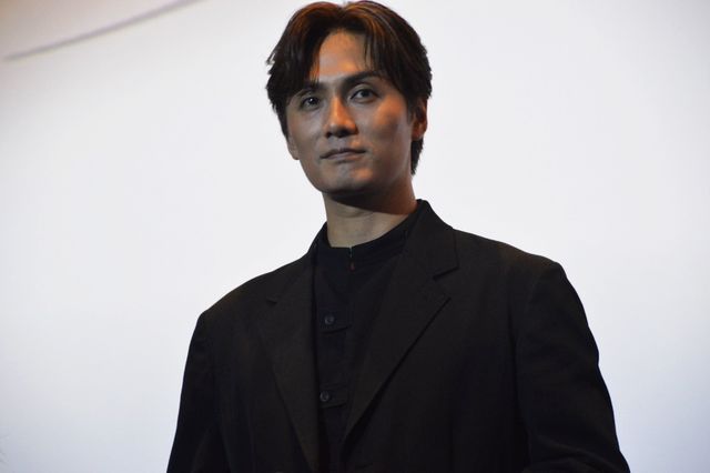 『仮面ライダーカブト 20th 天を継ぐもの』ついにお披露目！キャスト集結で“天道ポーズ”披露（14枚目）