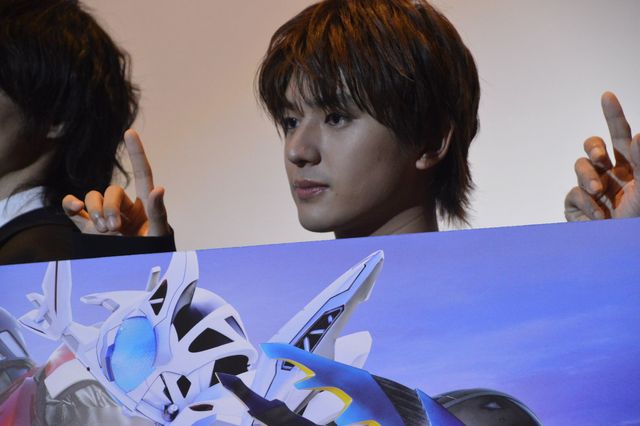 『仮面ライダーカブト 20th 天を継ぐもの』ついにお披露目！キャスト集結で“天道ポーズ”披露（19枚目）