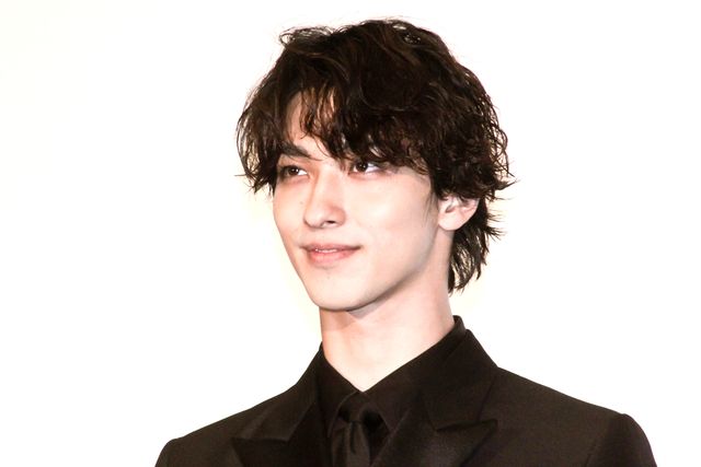 横浜流星、橋本環奈の「胸が熱くなるもの」は？映画『春に散る』初日舞台あいさつ（6枚目）