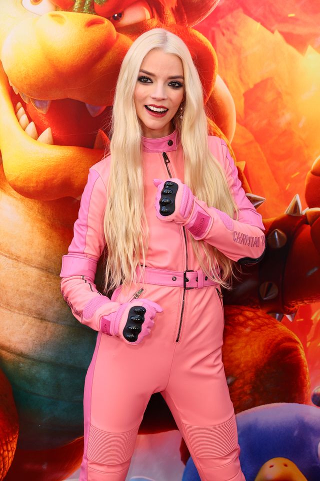 アニャ・テイラー＝ジョイ、可愛いすぎ！映画『マリオ』ピーチ姫のコスプレ姿（5枚目）