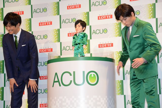 松坂桃李、そっくりロボットと登場！ロッテ「ACUO（アクオ）」イベントギャラリー（4枚目）